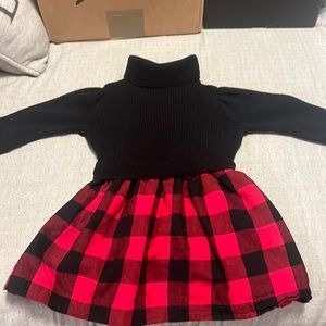 Gently used toddlers dress baby gap 18-24m holiday Buffalo plaid